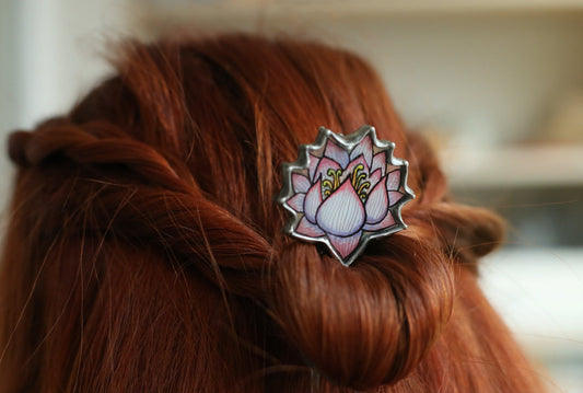 Lotus hair pin, Hair stick