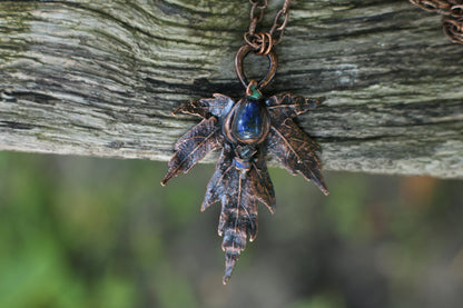 Maple leaf necklace with crystals