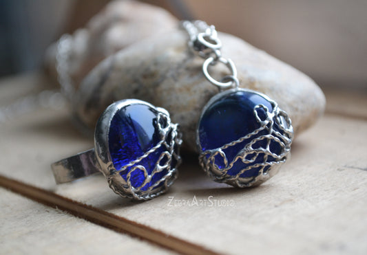 Blue glass jewelry set, Pendant and ring