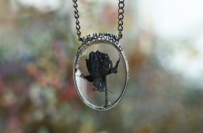 Black rose necklace