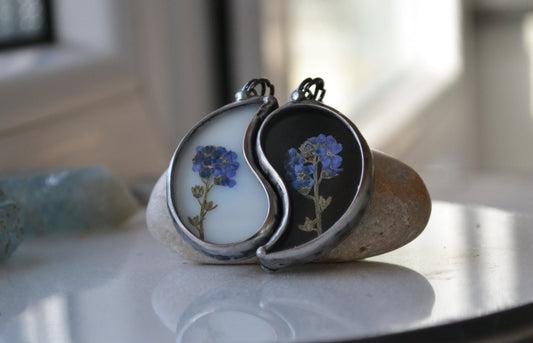 Best friend necklace, Forget me nots pendant