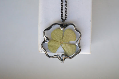 Lucky clover necklace, Four leaf clover pendant