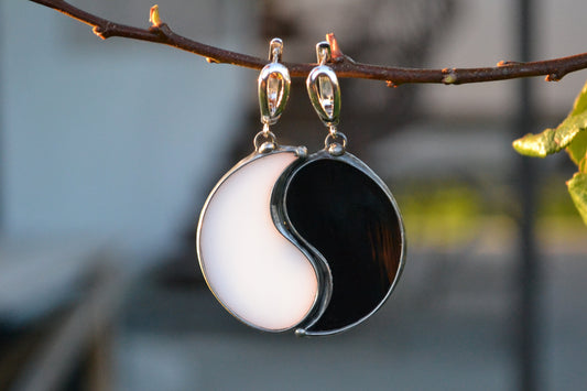 Yin yang earrings, Black and White Earrings