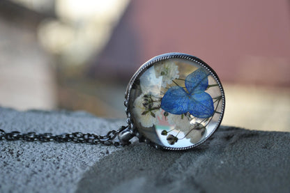 Blue hydrangea pendant