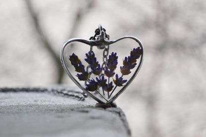 Lavender choker necklace