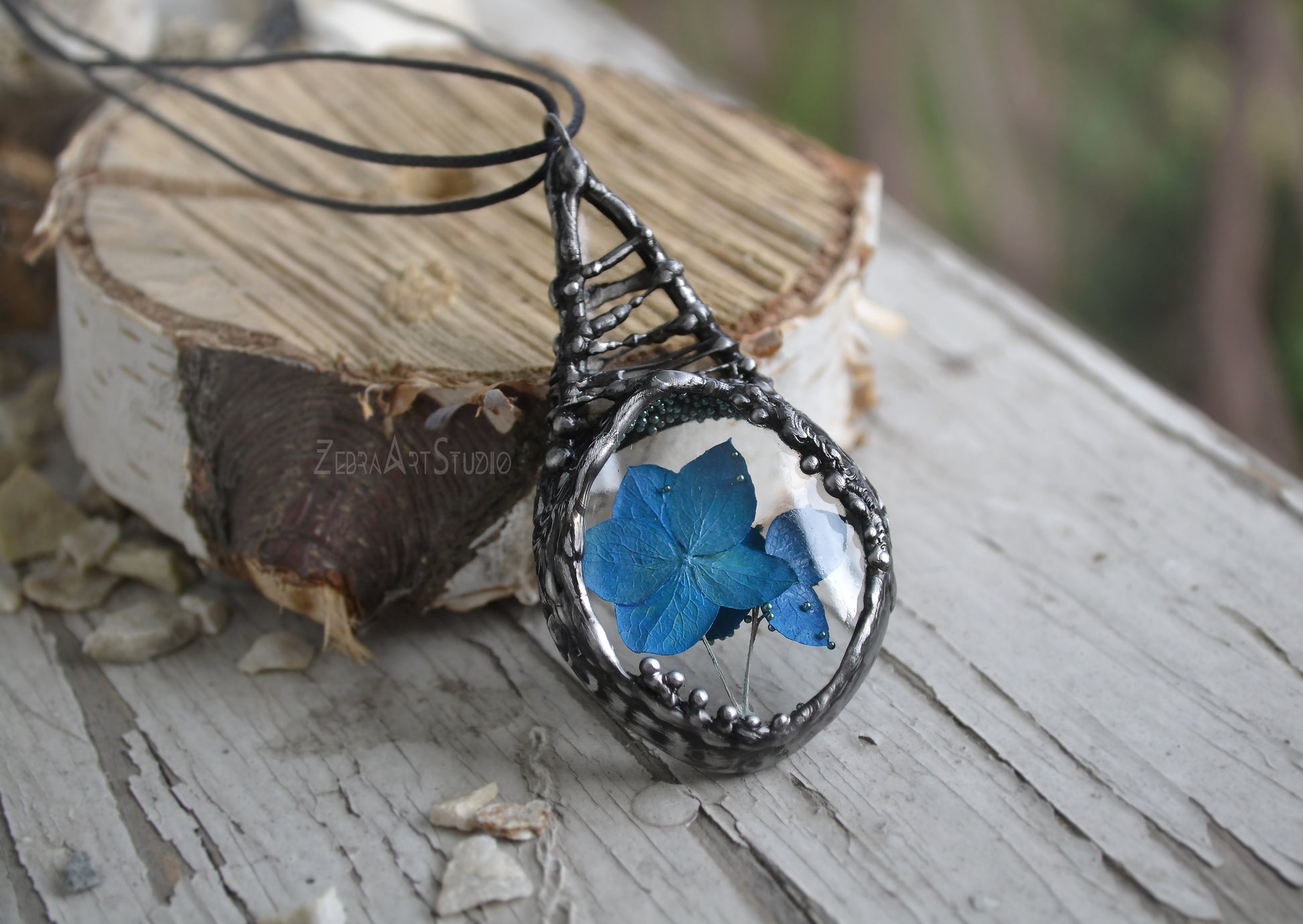 Real blue hydrangea flower necklace